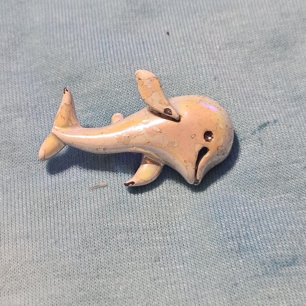 Vintage White Enamel Beluga Whale Brooch Elegant Jewelry Accessory 2" Long